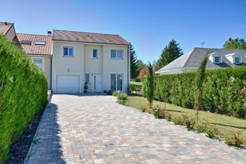 Maison 120 M² A Vigy Екстериор снимка